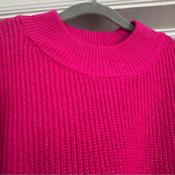 CeCe Pink Crew Neck Sweater Soft Knit - Picture 3 of 8
